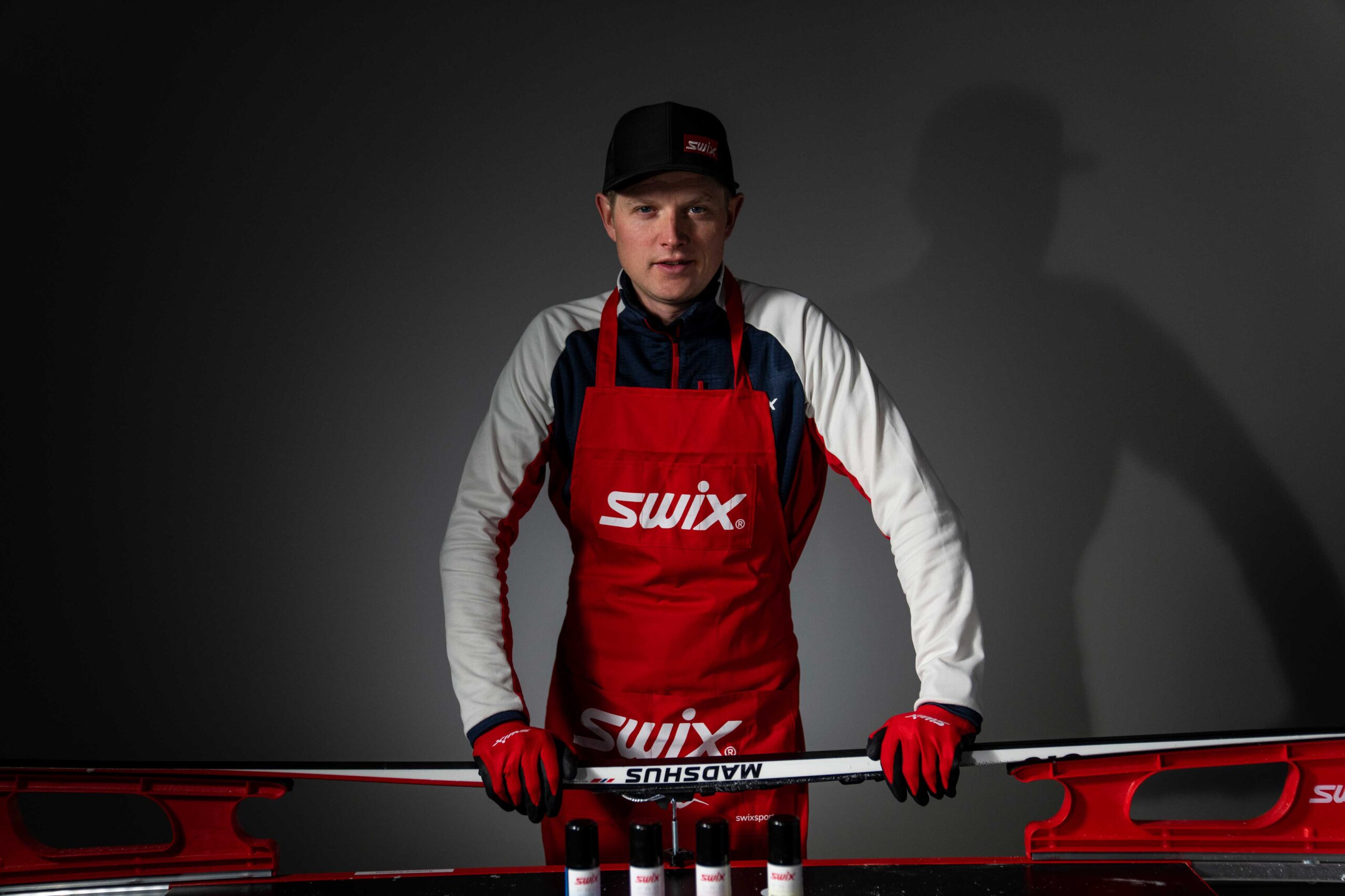 Henrik Johnsen er Racing Service-manager for Swix i Norge og Sverige. Foto: Brav