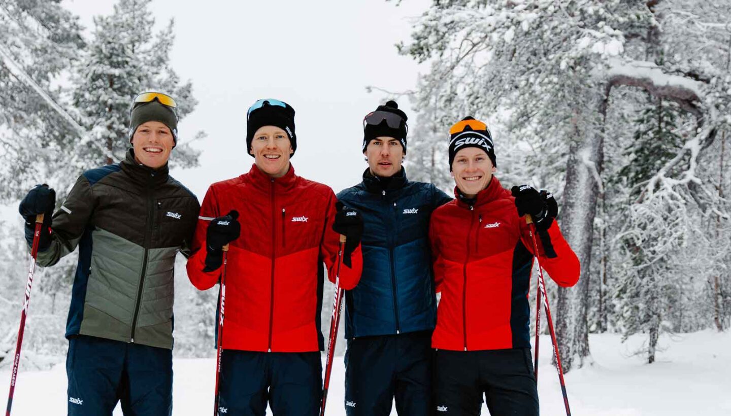 Team Swix har fått en pangstart på årets sesong og gleder seg til fortsettelsen. F.v.: Mikael Gunnulfsen, Eirik Mysen, Mattis Stenshagen og Jonas Vika. Foto: Brav